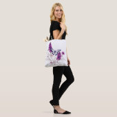 Magenta Schmetterlingsbusch Tasche (Am Model)