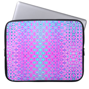 Magenta, Sky Blue und Navy Geometric Laptopschutzhülle