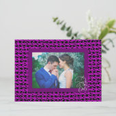 Magenta Strick Rope Krawatte des Knotens Save the  Date (Stehend Vorderseite)