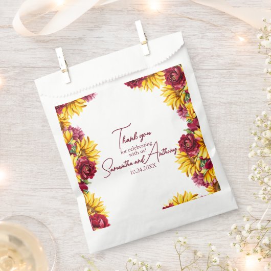 Magenta und Golden Yellow Wedding Geschenktütchen (Ausgeschnitten)