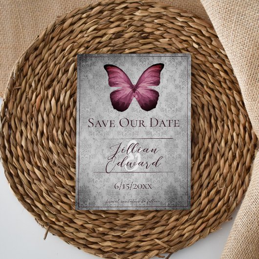 Magenta Vintag Butterfly Damask Save the Date Ankündigung