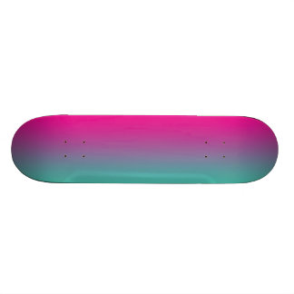 Magentarotes Lila und aquamarin Skateboard