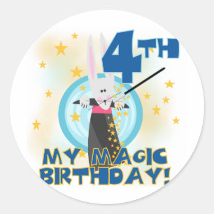 Magic 4th Birthday Tshirts und Geschenke Runder Aufkleber