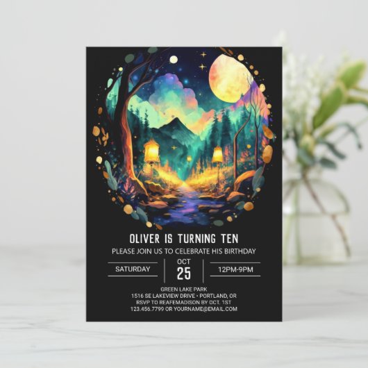 Magic Adventure erwartet Woods Geburtstag Einladung (Stehend Vorderseite)