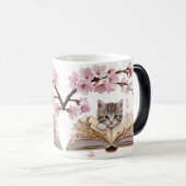 Magic Morphing Kitten Mug – Whimsical Cat Verwandlungstasse (VorderseiteRechts)