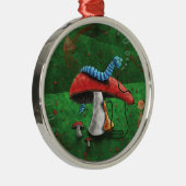 Magic Mushroom Ornament Aus Metall (Rechts)