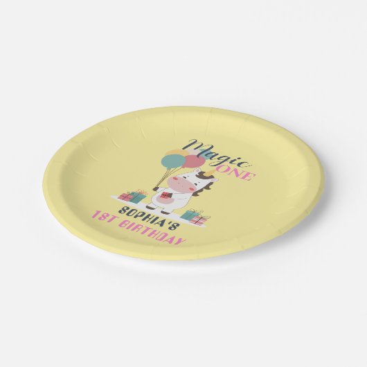 Magic One Unicorn 1st Birthday Pappteller (Schrägansicht)