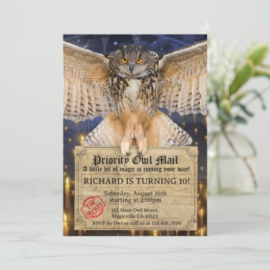 Magic Owl Mail Letter für einen Assistenten zum Ge Einladung (Stehend Vorderseite)