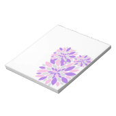 Magic Petals Purple Flowers Notizblock (Rotiert)