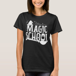Magic School Halloween Hexe T-Shirt