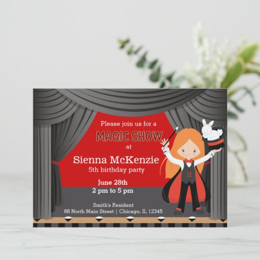 Magic Show Geburtstagsparty Einladung (Stehend Vorderseite)