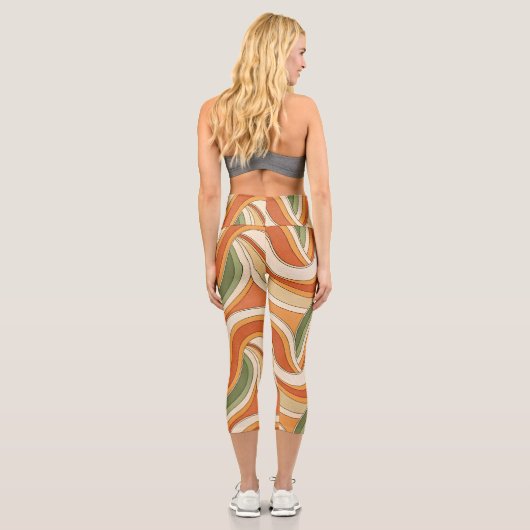 Magic Wave Pattern Capri Leggings (Rückseite)