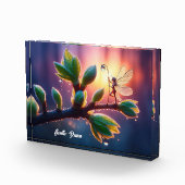 Magical fairy with dewdrop lantern on the branch fotoblock (Rechts)