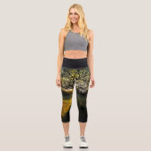 Magical fireflies dreamy landscape capri leggings (Vorderseite)
