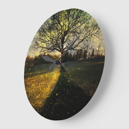 Magical fireflies dreamy landscape große wanduhr (Winkel)