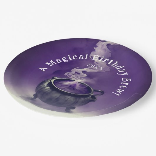 Magical Hexe Birthday Brew Purple Cauldron Party Pappteller (Schrägansicht)