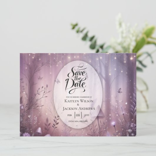 Magical Lavender Fairy Lights Hochzeit Save The Date (Stehend Vorderseite)