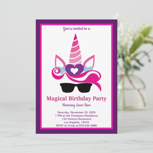 Magical Unicorn Birthday Einladung (Stehend Vorderseite)