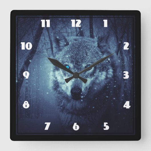 Magical Wild Wolf mit Phantastischen blauen Augen Quadratische Wanduhr (Vorderseite)