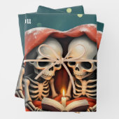Magical winter moments, two skeletons geschenkpapier set (Beispiel)