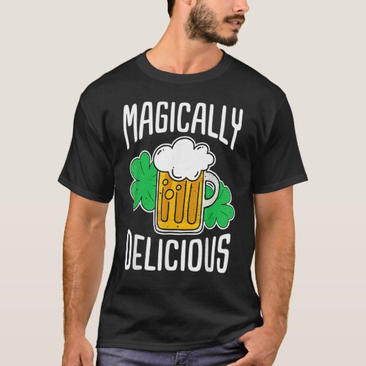 Magically Delicious St Patrick's Day T-Shirt (Vorderseite)