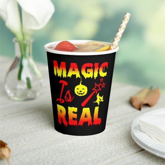 Magie ist echter Halloween Pumpkin Hexe Zauber Wan Pappbecher (In Situ)