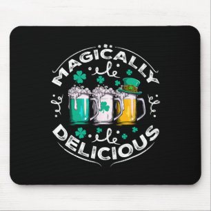Magisch leckere St. Patricks Day Biertrinken Mousepad