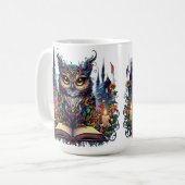Magische Bücher-Eule Kaffeetasse (Vorderseite Links)