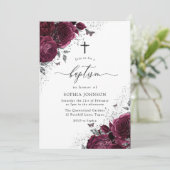 Magische Burgund-Rose mit silberner, eleganter Tau Einladung (Stehend Vorderseite)