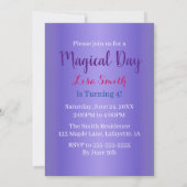 Magische Fairy Butterfliegen Lila Blumengeburt Einladung (Rückseite)