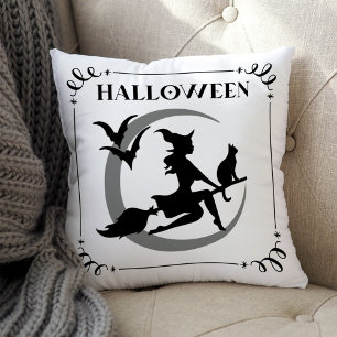 Magische fliegende Hexen-Halloween-Typografie Kissen