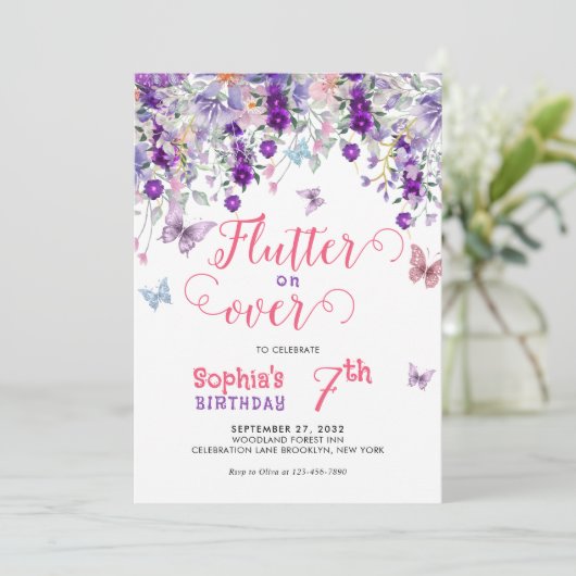 Magische Flutter über Blumenschmetterling Geburtst Einladung (Stehend Vorderseite)