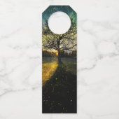 Magische Glühwürmchen, traumhafte Landschaft Flaschenanhänger (Rückseite)