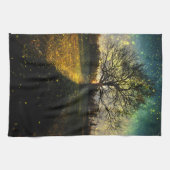 Magische Glühwürmchen, traumhafte Landschaft Geschirrtuch (Horizontal)
