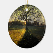 Magische Glühwürmchen, traumhafte Landschaft Keramik Ornament (Links)