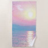 Magische Landschaft in rosa Sonnenuntergang Strandtuch (Vorderseite)