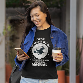 Magische Oma Hexe Tri-Blend Shirt