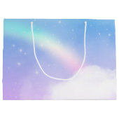 Magische Pastelwolken und ein Regenbogen zum Gebur Große Geschenktüte (Rückseite)