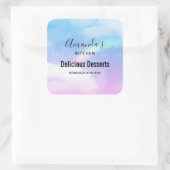 Magische Pastelwolken und eine Regenbogenküche Quadratischer Aufkleber (Tasche)