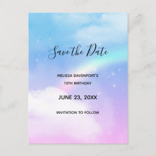 Magische Pastelwolken und Regenbogen Save the Date Einladungspostkarte