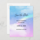 Magische Pastelwolken und Regenbogen Save the Date Einladungspostkarte (Vorne/Hinten)