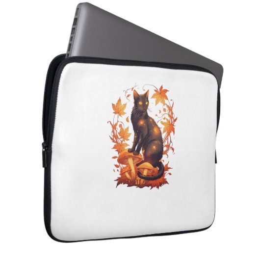 Magische Schwarze Katze im Herbstwald - Fallen Laptopschutzhülle (Vorne Rechts)