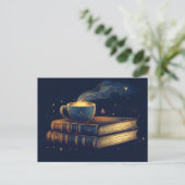Magische Sterne und Kaffee mit Büchern Postkarte (Stehend Vorderseite)