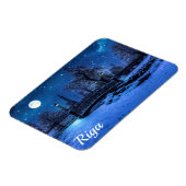 Magische Winternacht mit Sternenhimmel in Riga Magnet (Linke Seite)