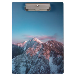 Magischer Himmel über dem Berg Storžič, Slowenien Klemmbrett