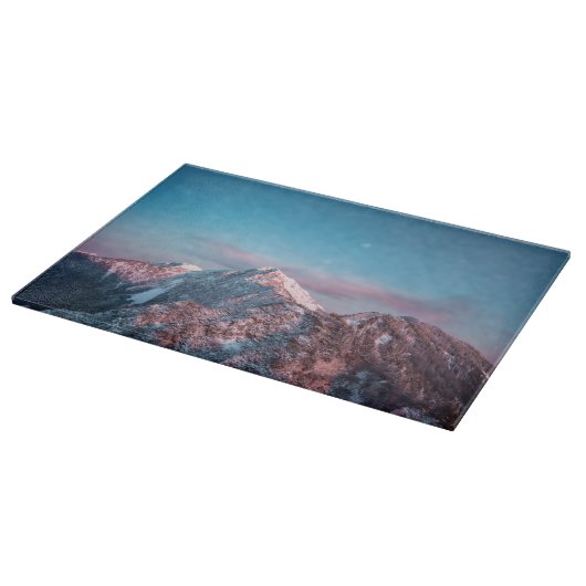 Magischer Himmel über dem Berg Storžič, Slowenien Schneidebrett (Ecke)