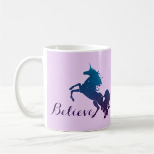 Magischer lila und blauer aufrichtenUnicorn   Kaffeetasse