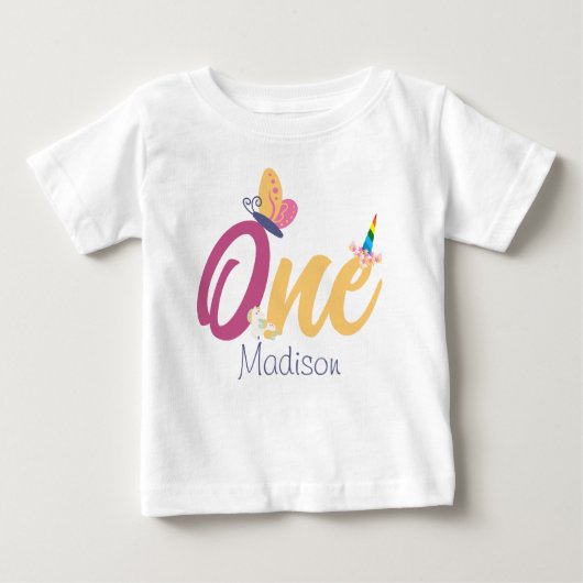 magischer personalisierter Name eines Babys Baby T-shirt (Vorderseite)
