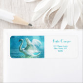 Magischer Schwan während einer Sommerdusche (Insitu)