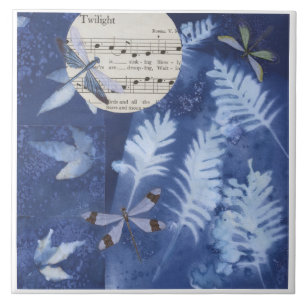 Magischer Tanz der Libellen im Zwielicht Cyanotypi Fliese